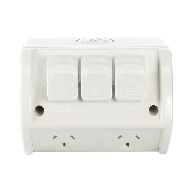 NLS 30616 | Double Weatherproof power point 10 Amp c/w Extra Switch