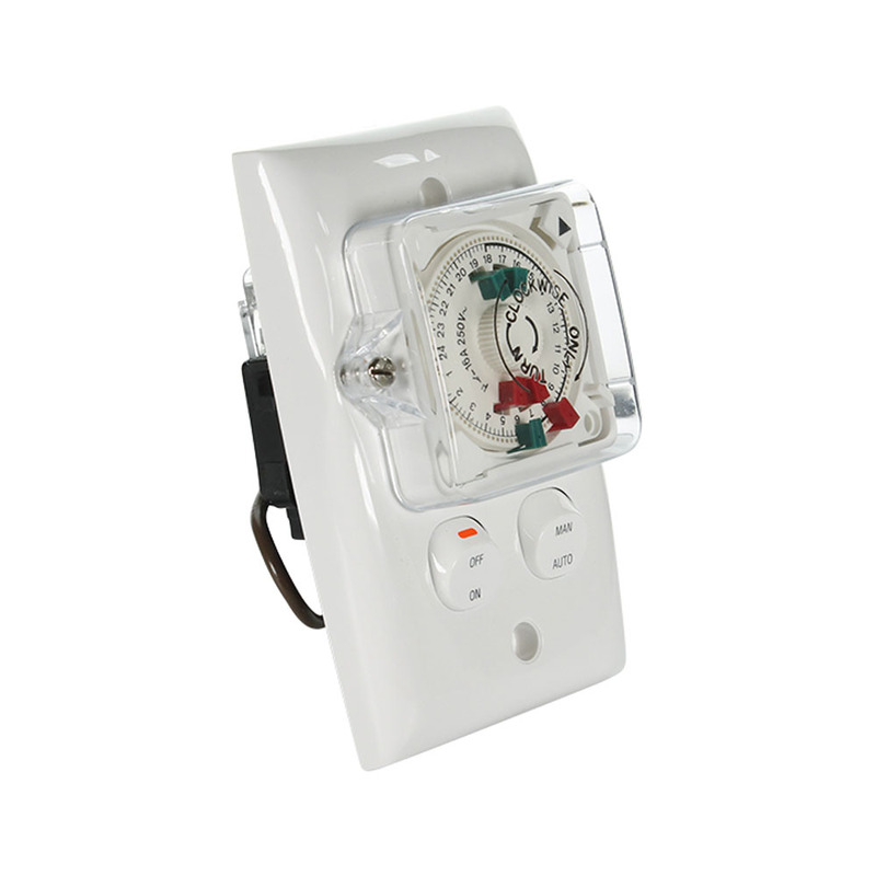 CLIPSAL TC32V24 24hr Analogue Timer 250V 15Amp Clipsal Supplies Online