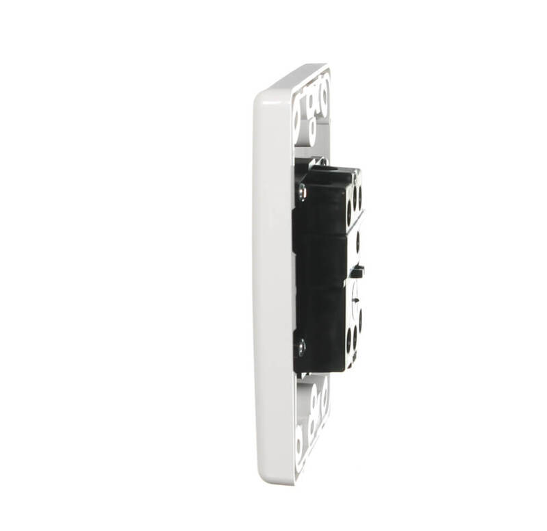 Clipsal 2031/45WE 45Amp Stove Isolator White 2000 Series