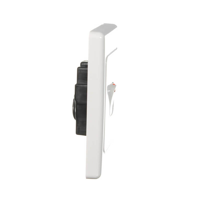 CLIPSAL 2031/45NWE 45Amp Cooker Isolator With Neon Indicator 2000