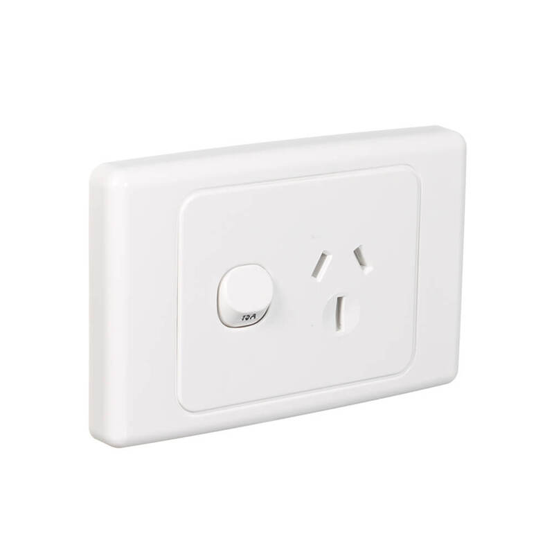 Clipsal 2015/15-WE | 15Amp Single Power Point White | 2000 Series main image