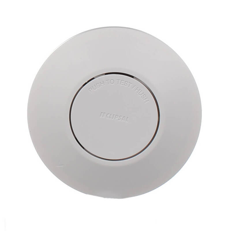 Interconnected photoelectric smoke alarms