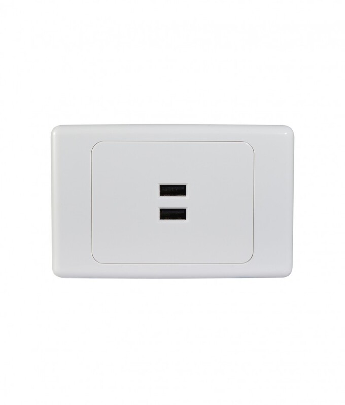 Trader Cougar COUSB2G | Fully Integrated 3.4A Dual USB Charger Plate | White main image