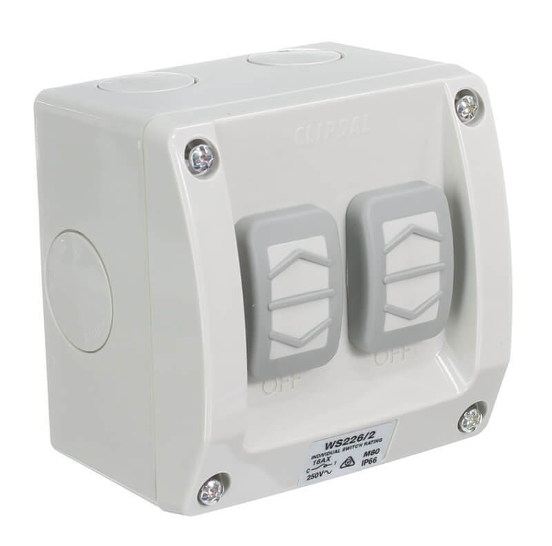 clipsal ws226 2 double weatherproof switch 16a 250v (ip56 ratedclipsal ws226 2 double weatherproof switch 16a 250v (ip56 rated) m rating 100 ws226 2rg